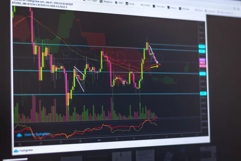 When Exchanges Pull the Plug: A US Investor's Survival Guide to Token Delistings